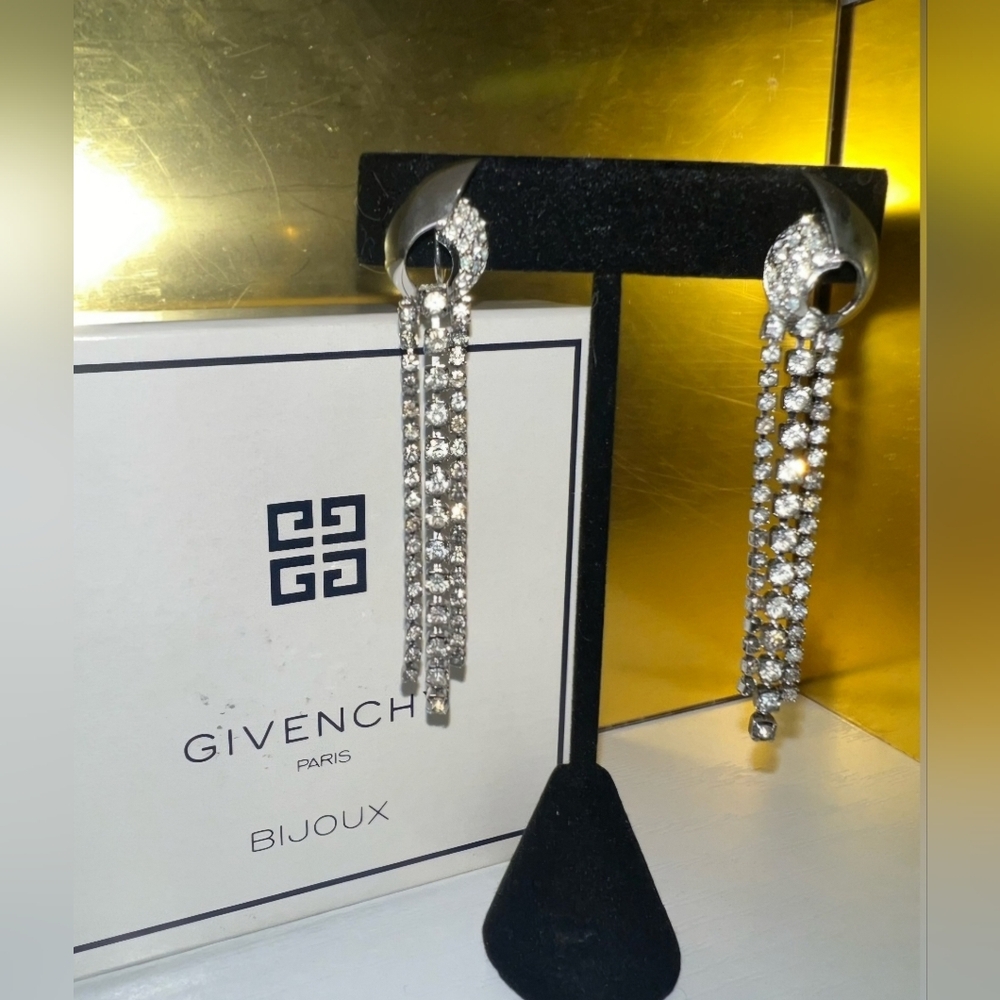 🔥 Rare EUC RARE Givenchy Long Crystal Clip On Earrings Vintage